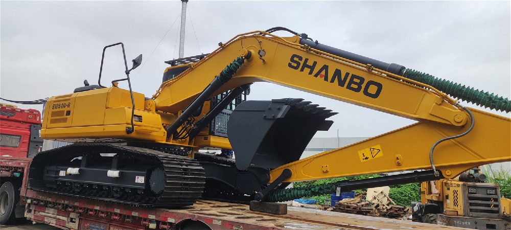 Гусеничный экскаватор Shanbo SH240-8: подробный обзор экспортной поставки тяжелого 24-тонного экскаватора в Южную Америку